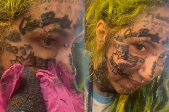 Kan natuurlijk ook: je eigen gezicht tatoeëren
