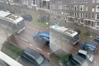Another day in Schiedam: probleempje tussen bus en busje