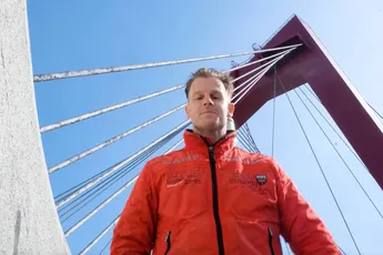 Rapper Sjors laat met 'Wild Gaan' de mooiste plekjes van Rotterdam zien