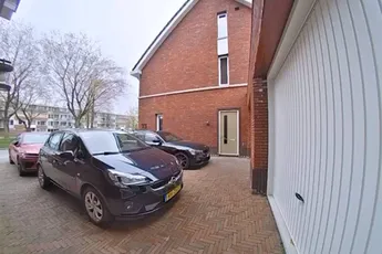 Schoten dodelijke schietpartij in Oosterhout te horen op beelden bewakingscamera