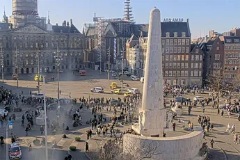 Steekpartij bij de Dam in Amsterdam: Vijf gewonden en één aanhouding