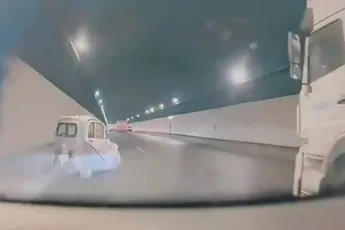 Wild invoegen en crash in Chinese tunnel roept alleen maar vragen op