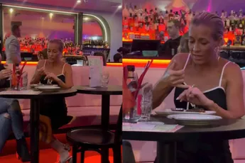 Dame die haar “speciale ring” opent in restaurant levert een vraagstukje op