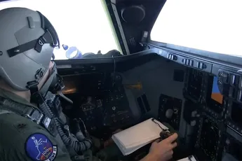 37 uur boven wolken: B‑2 bommenwerper met magnetron, toilet & koelkast voor piloten in missie naar Fordow