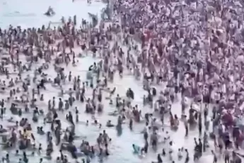 Leuk, zo’n aardig strand bij een Chinese miljoenenstad, maar soms best druk