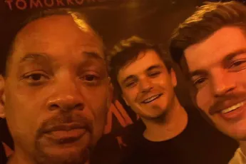 AI foto laat mensen denken dat Will Smith en Max Verstappen in de VIP hangen op Tomorrowland