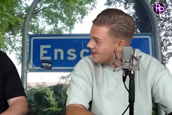 Ondertussen in Café Stonewall in Enschede: is Dennis Schouten verkouden?