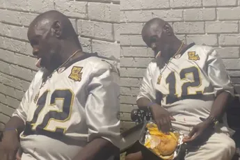 Je hebt wasted en dan heb je dit: kunstgebit half los, hand in maaltijdbox, totaal knock-out