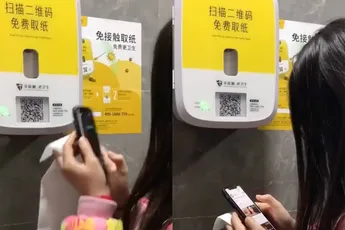 WTF! In China eerst reclame kijken, dan pas twee velletjes wc-papier