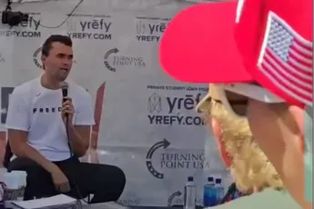 Rechtse activist Charlie Kirk overleden na aanslag tijdens evenement in Utah