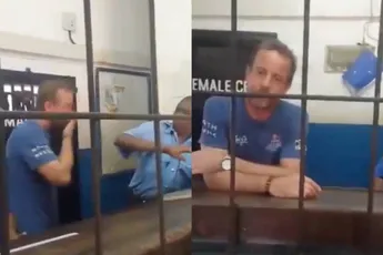 Nederlander in Kenia zet compleet lijp toneelstuk neer, snuit neus richting gezicht agent en vliegt eruit