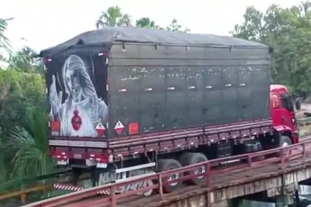 Zelfs gigantische Jezus kon vrachtwagen niet redden in Maranhão