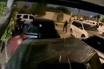 Beelden en 911-gesprek vrijgegeven: politie schiet gewapende man neer tijdens melding huiselijk geweld