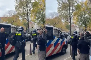 Gajes in Amsterdam probeert politieagent te vloeren