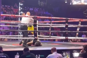 Ondertussen tijdens Boxing Influencers: Dave Roelvink slaat Ezkimo Knock Out