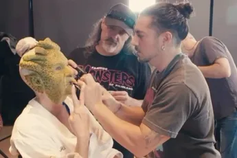 En zo veranderde “Queen of Halloween” Heidi Klum in Medusa