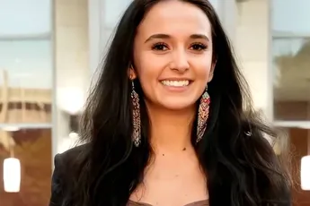 Ex-congressional staflid Natalie Greene blijkt eigen “politieke aanval” in scene te hebben gezet