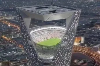 Saudi’s willen een stadion bouwen dat 350 meter boven de grond hangt