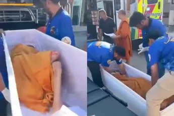 Thaise vrouw wordt wakker in haar doodskist, seconden voor de crematie