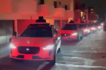 Santa Monica is er klaar mee: Zelfrijdende Waymo-taxi’s maken ’s nachts zoveel herrie dat de stad ze verbiedt