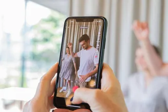 Van viral gaan naar viral verdienen: hoe je online succes omzet in inkomsten