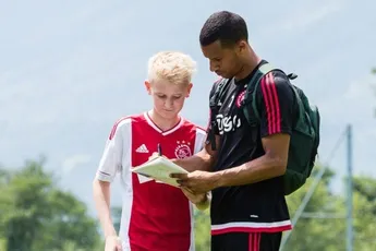 Van Rhijn over Everton: 'Misschien later'