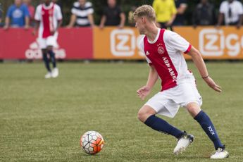Ajax O17 wint ruim op bezoek in Alkmaar