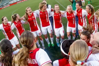 Ajax Vrouwen Sportploeg van het Jaar in A'dam