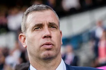 Hake stopt als hoofdtrainer FC Twente