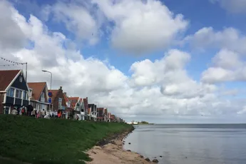 NB: 'Romantisch visje gegeten bij het water'