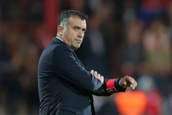 Kortrijk ontslaat oud-Ajacied Anastasiou
