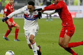 Buitenland: Lyon met Ajax-duo scoort niet