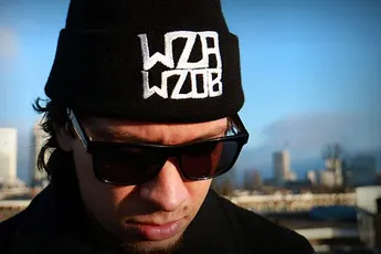 Kerst Sale op de WZAWDB-snapback en beanie!