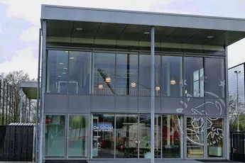 Vier jeugdspelers van Ajax halen MBO-diploma