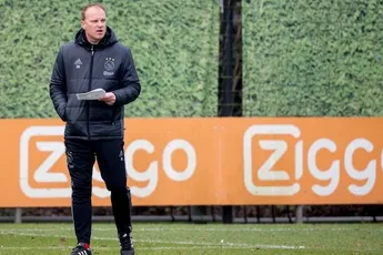 Bergkamp ziet terugkeer bij Arsenal zitten