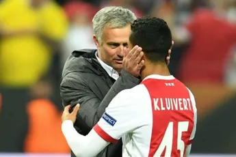 Guardian: 'Mourinho richt zich op Kluivert'