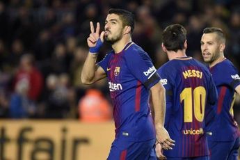 Zeldzame zege Barça na treffers Suárez