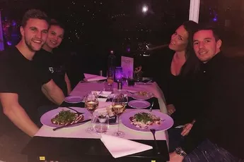 (Ex-) Ajacieden vieren vakantie (deel 9)
