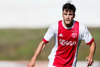 Bondscoach Sampaoli bezoekt Tagliafico