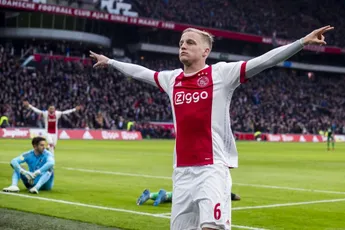 Van de Beek: 'Sfeer zó bepalend in het voetbal'