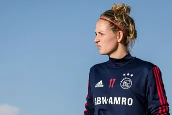 Ajax Vrouwen winnen comfortabel van Alkmaar