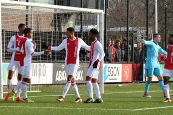 Fotoverslag Ajax O17 - F'noord O17 (5-0)