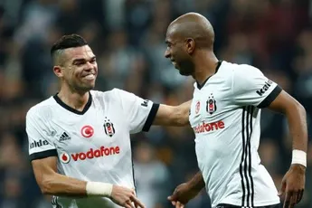 Babel klopt Fenerbahçe met Besiktas