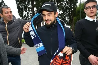 [Update] Younes meldt zich bij Napoli