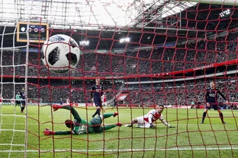 Slecht Ajax rekent maar nét af met Twente