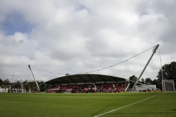 Ajax trekt jeugdspeler Dirksen aan
