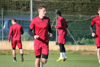 BT: 'Olsen bekeek Jensen namens Ajax'