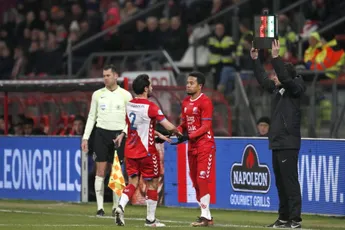 FC Utrecht verlengt contract Emanuelson