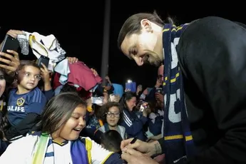 Zlatan krijgt heldenonthaal in Los Angeles