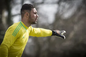 El Maach: 'Onana gaf mij zijn handschoenen’